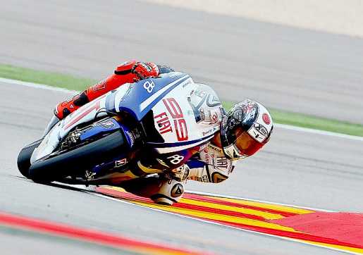 Yamaha confirma Jorge Lorenzo até final de 2012