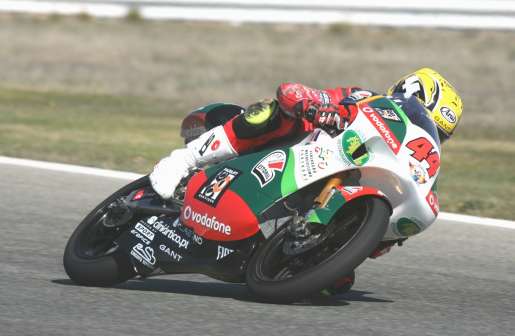 Miguel Oliveira garante pole position no Europeu de 125cc