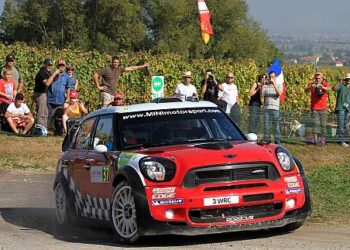 Dani Sordo segura liderança no Rali de França
