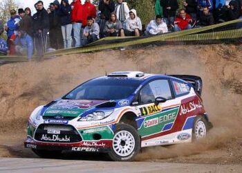 Furo atrasa Sébastien Ogier; Jari-Matti Latvala passou para o comando