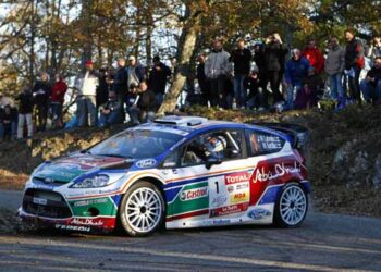 Jari-Matti Latvala lidera Rallye du Var