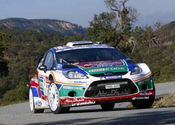 Jari-Matti Latvala vence Rali do Var