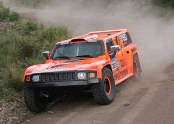 Hummer H3 bom ou mau para Nasser Al-Attiyah?