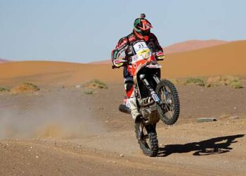 TEASER: Experimentámos a Husqvarna de Paulo Gonçalves e Bianchi Prata