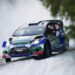 Jari-Matti Latvala salta para a liderança