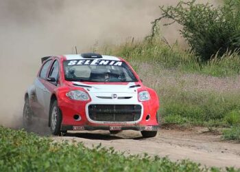 Equipa argentina desenvolve Fiat Palio para ralis