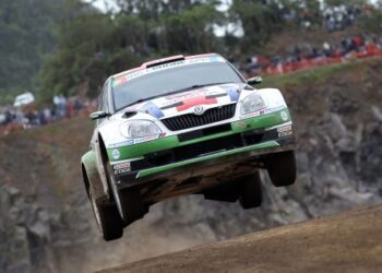 Andreas Mikkelsen liderou shakedown nas Canárias