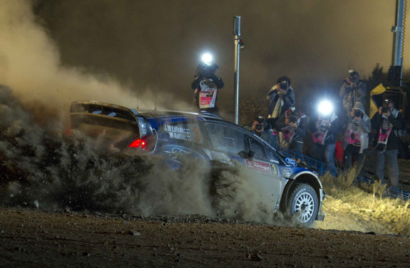 Latvala e Solberg terminam primeiro dia na frente