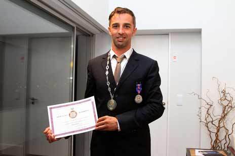 Hélder Rodrigues galardoado com a medalha de Mérito Desportivo
