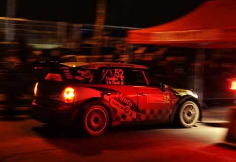 Prodrive tenta programa completo em 2013