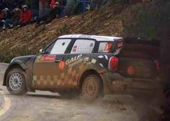 Chris Atkinson com MINI JCW WRC 01A na Grã-Bretanha
