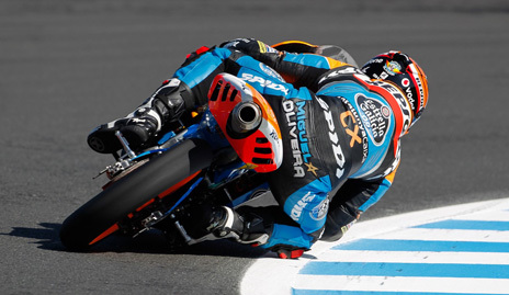 Kent vence corrida emocionante, Miguel Oliveira foi sétimo