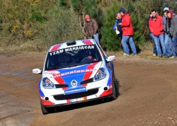 Joaquim Bernardes em Renault Clio R3 na luta pelo CPR2