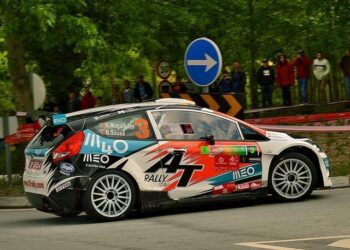Bernardo Sousa e Ricardo Moura favoritos no Rali Vidreiro