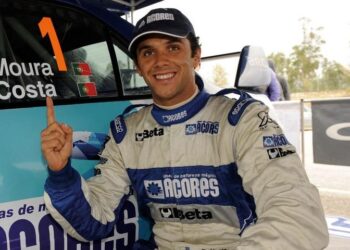 Ricardo Moura permanece invencível nos Açores