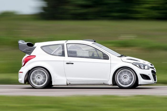 Chris Atkinson na equipa de testes da Hyundai