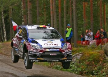 Thierry Neuville: “Bater os finlandeses aqui não é fácil”