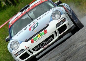 Carlos Oliveira em Mortágua com o Porsche 997 GT3