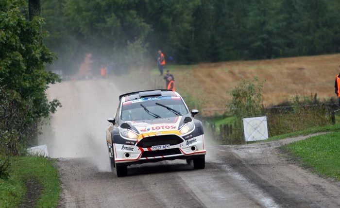 Kajetanowicz assume liderança do Rali da Polónia