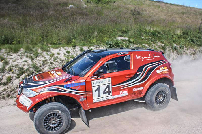 Team Coimbra em ação de solidariedade