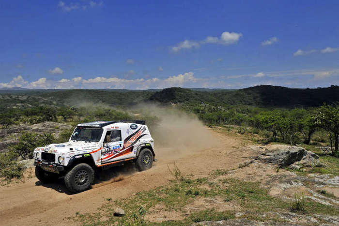 Land Rover continua a apoiar ‘Race2Recovery’ no Dakar