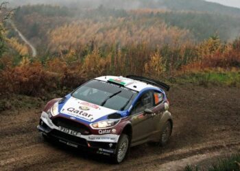 Ford e Citroën com R5 muito competitivos no Europeu de Ralis
