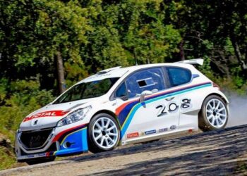Peugeot estreia 208 T16 no Rali da Acrópole