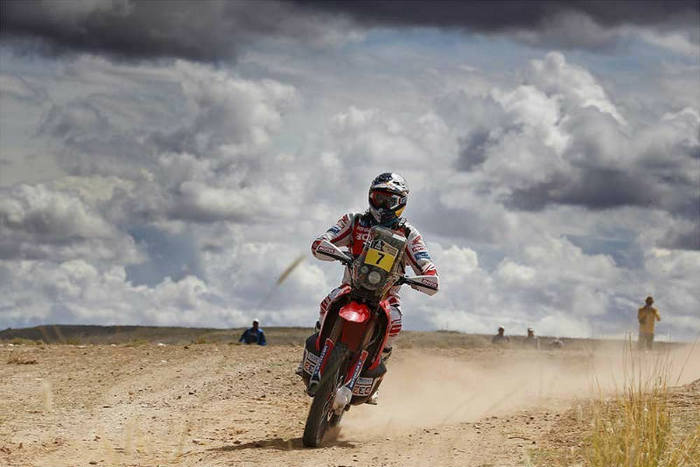 Hélder Rodrigues sobe a sexto da geral; Marc Coma aproxima-se do triunfo