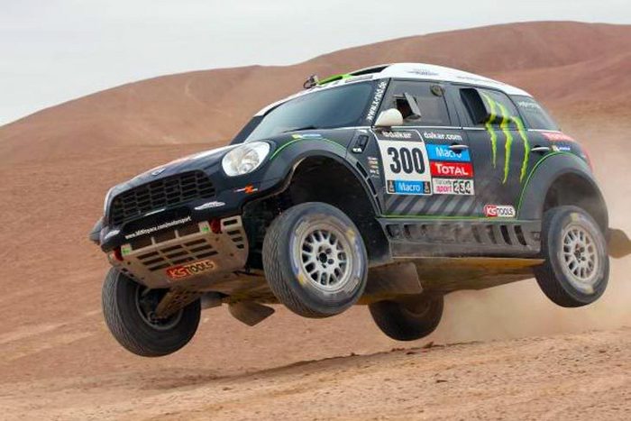 Peterhansel ou Roma, quem vai ganhar o Dakar?
