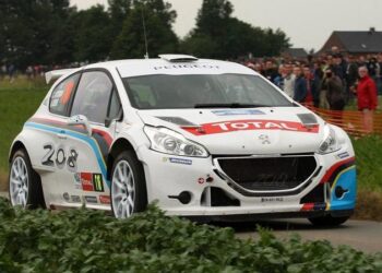 Peugeot 208 T16 sem ‘atrasos’