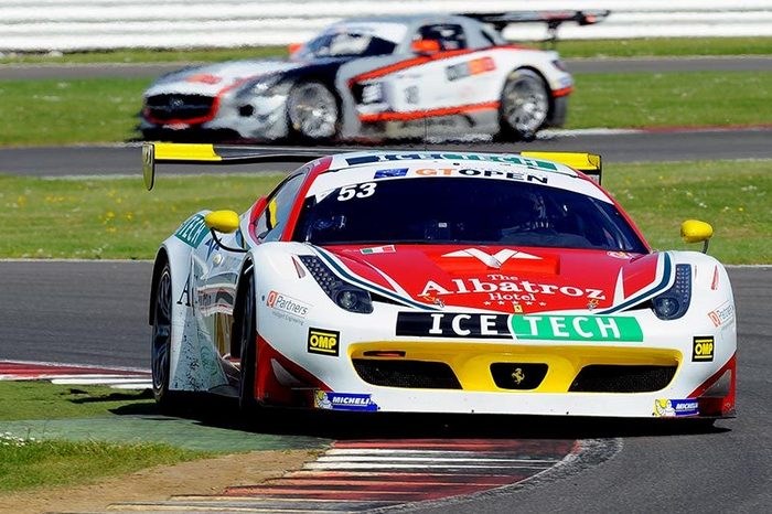 Ferrari Portugal vence no GT Open