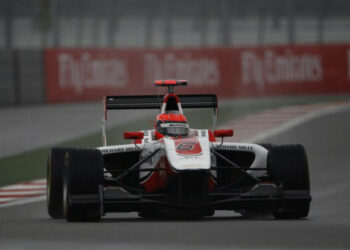 GP3: Esteban Ocon conquista a pole por 16 milésimos