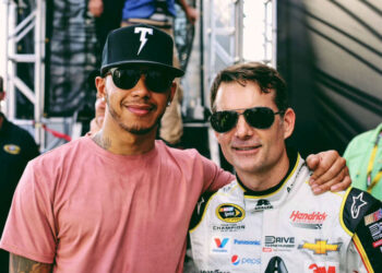 Hamilton encantado com a NASCAR