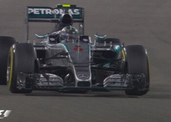 Nico Rosberg impõe-se no segundo treino livre em Abu Dhabi