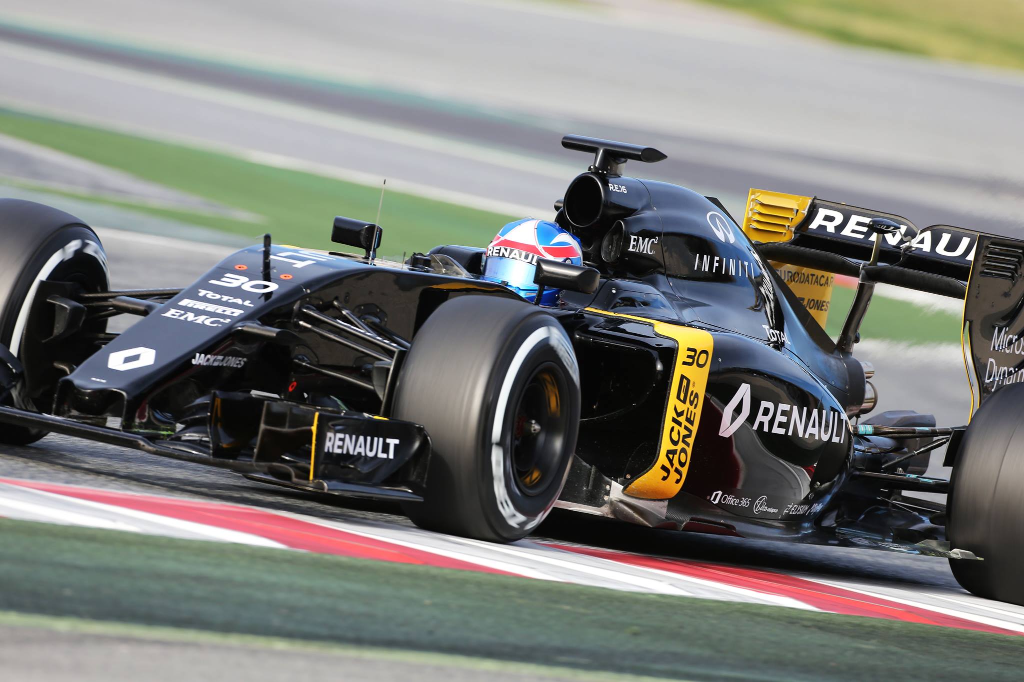 Renault ‘descobriu’ meio segundo no seu motor