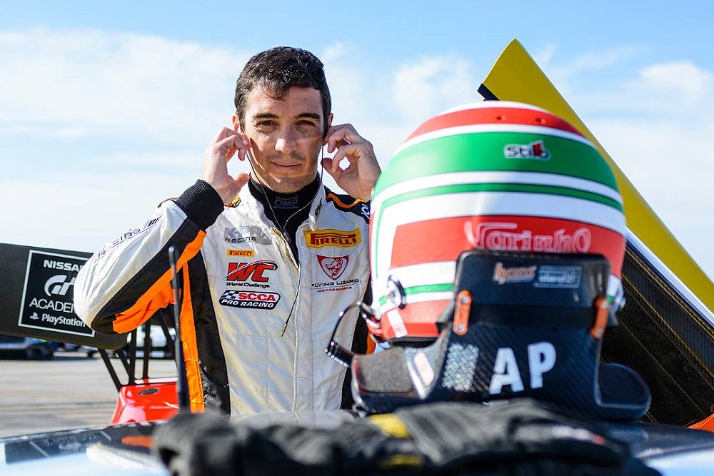 Álvaro Parente abalroado na segunda corrida em St. Petersburg