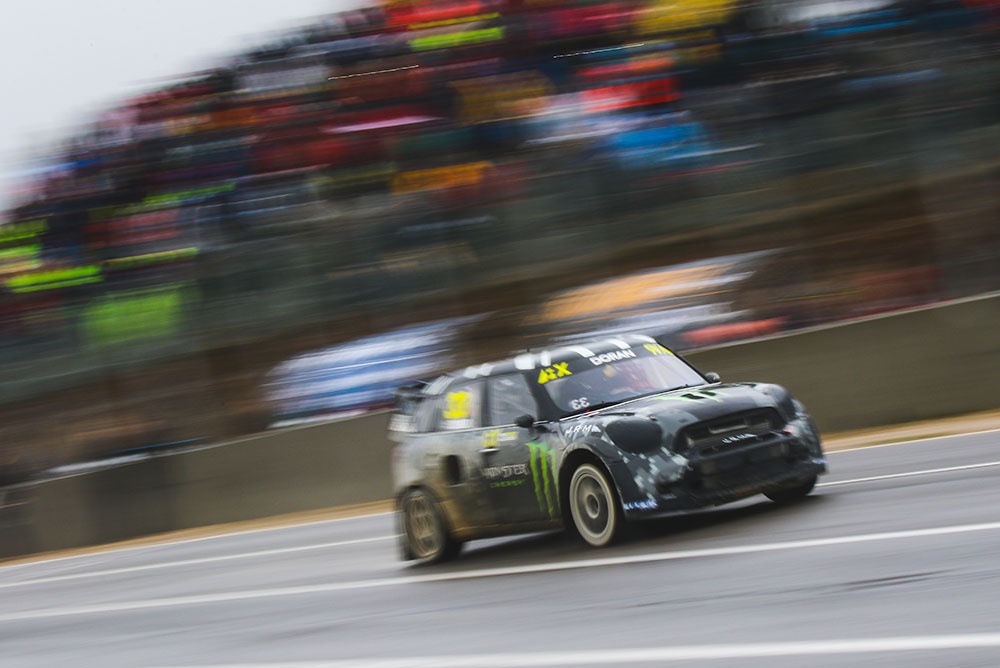 Liam Doran despedido pela JRM Racing