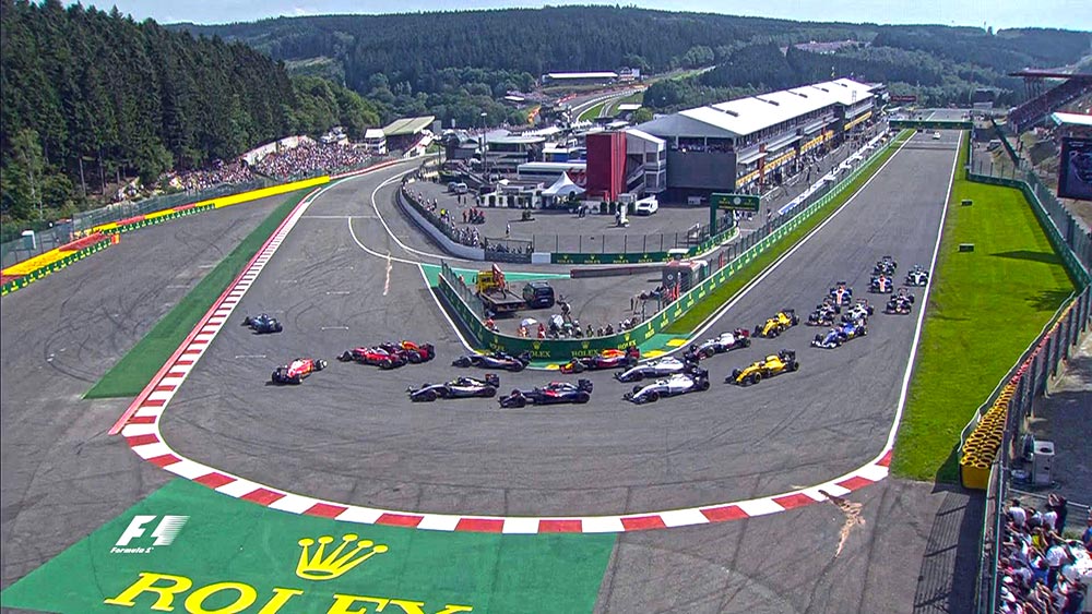 F1: Rosberg vence, Hamilton recupera de 21º para 3º
