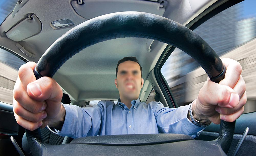ROAD RAGE: STOP para a cabeça, luz verde para o corpo