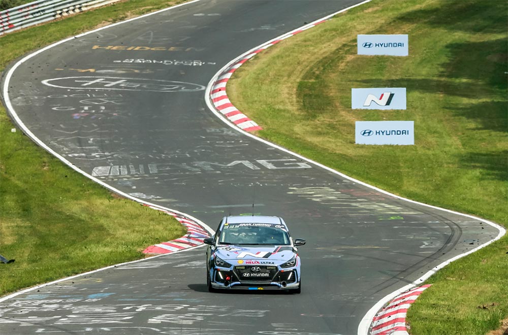 Missão cumprida: Dois modelos i30N da Hyundai completaram as 24 horas de Nürburgring