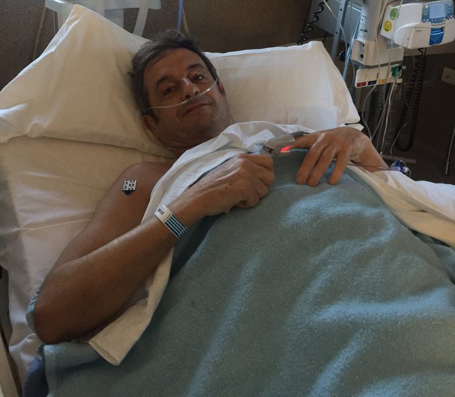 Luis Moya a recuperar de operação a aneurisma