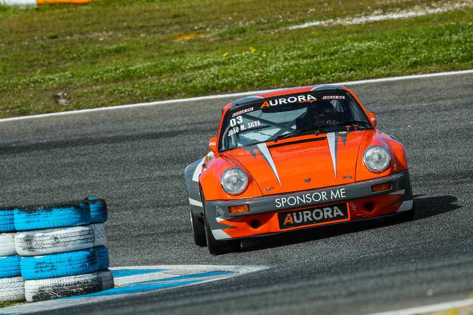 Racing Weekend: Clássicos e Legends deram tiro de partida