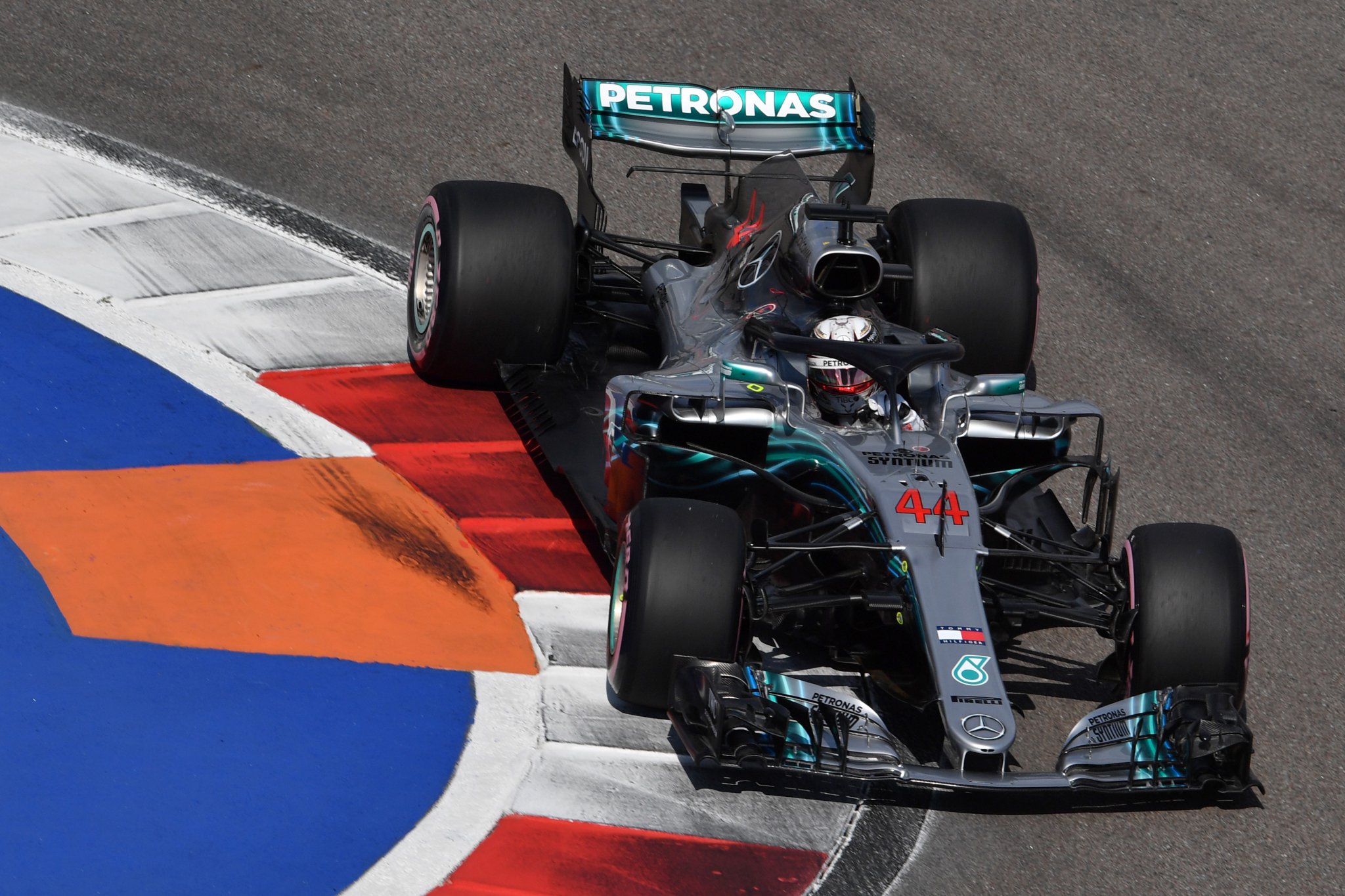GP Rússia F1, Lewis Hamilton: “Arrisquei demais”