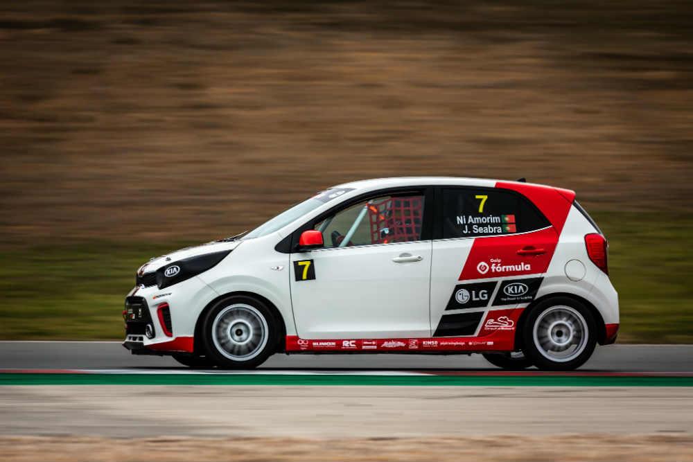 Picanto GT CUP. Grandes corridas com carros pequenos (e baratos