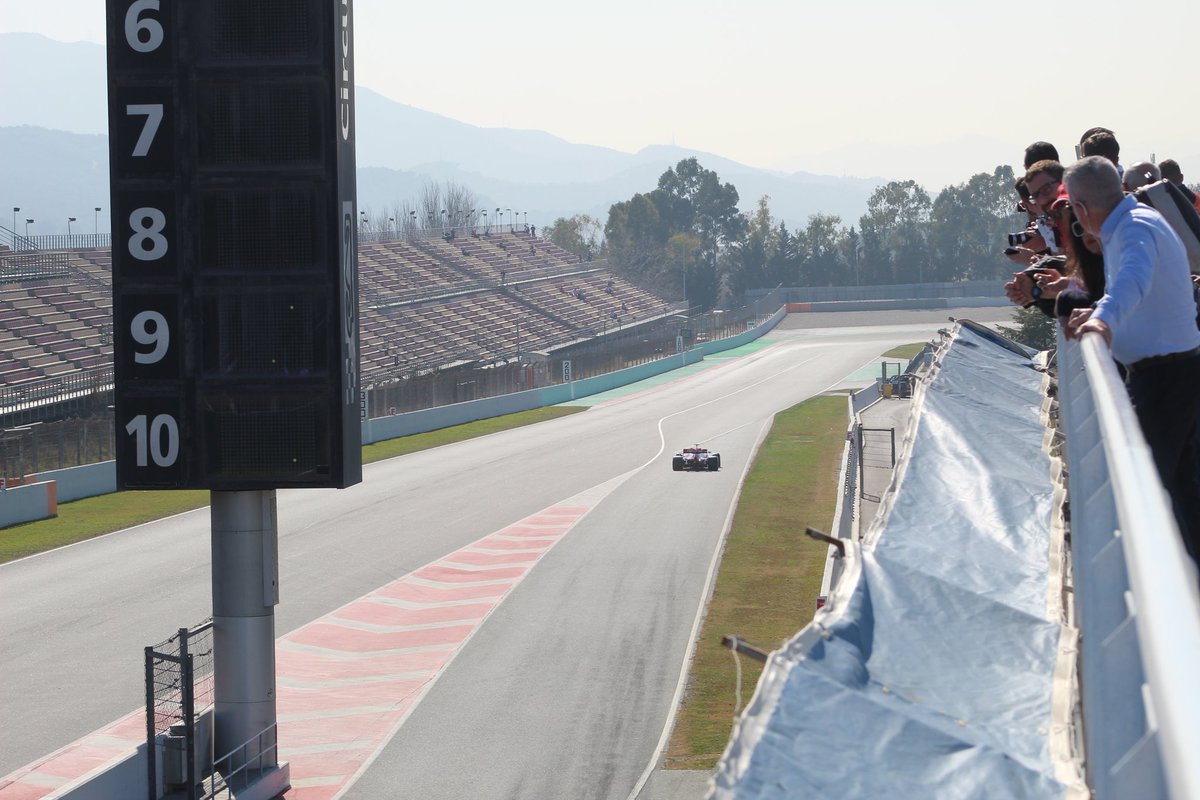 F1, Testes: Começa a sessão da tarde