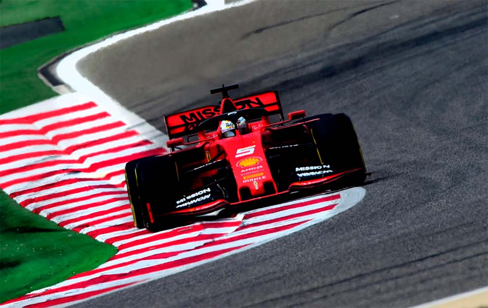 Testes F1 Bahrein: Vettel mais rápido de manhã