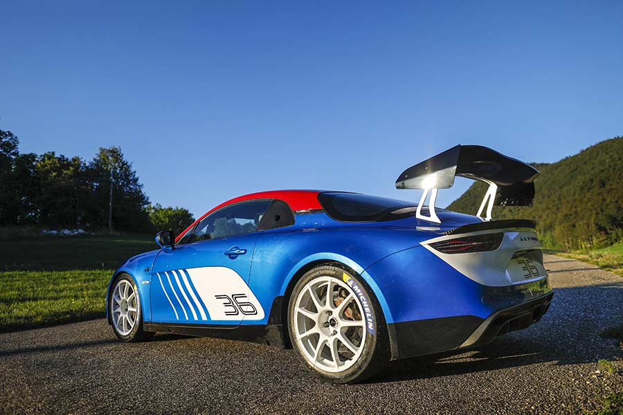 Alpine A110 Rally pronto para entrar em ação