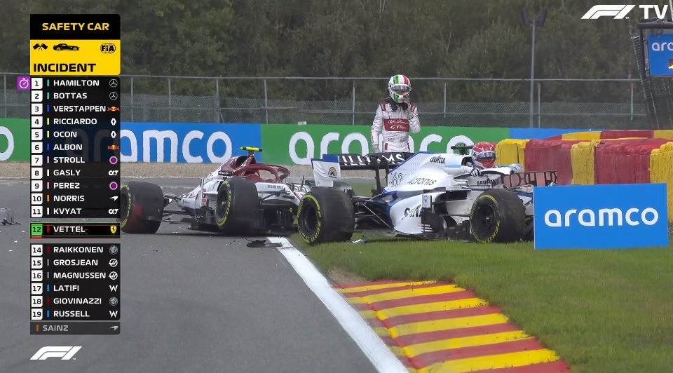 GP Bélgica F1, após 10 voltas: Mercedes na frente. Safety-Car em pista