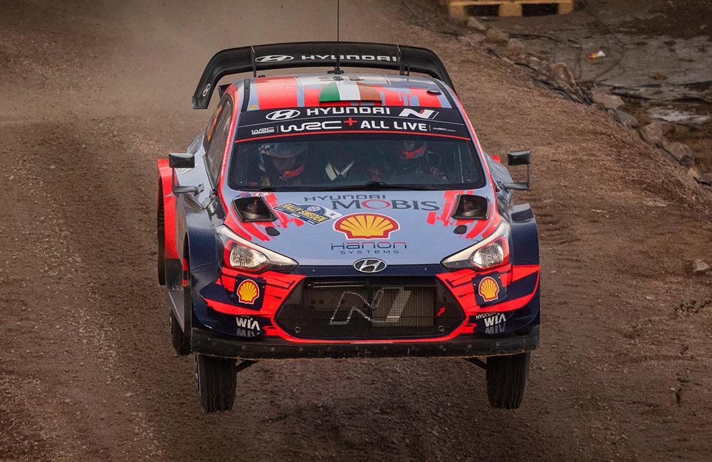 WRC, Rali da Estónia, PE10: Craig Breen ‘pressiona’ Ott Tanak