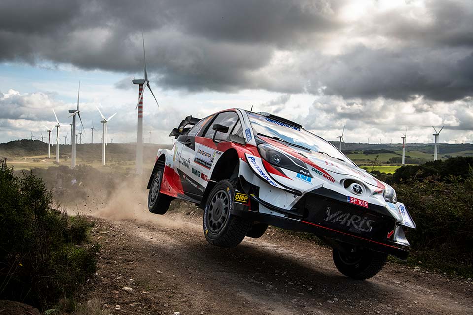 WRC, Rali Sardenha, PE15: Fantástica luta pelo segundo lugar entre Ogier e Neuville